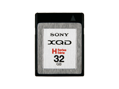 業界最高の書き込み速度1Gbpsを実現した“XQDメモリーカード”を商品化