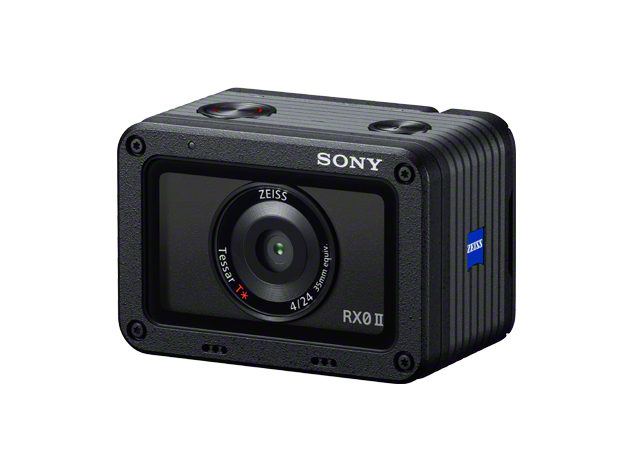 カメラDSC-RX0M2（予備電池4個・2個同時充電器・保護フイルム・カメラケース付）