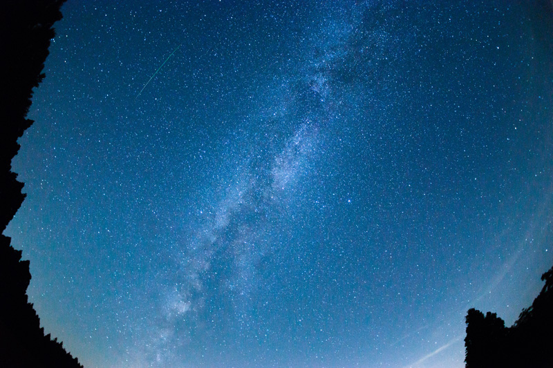 夜空の星を撮る | デジタル一眼カメラ α(アルファ）で写真撮影を楽しむ